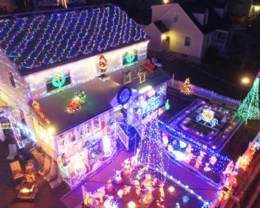 Town Up In Arms Over 300,000-Light Holiday Display