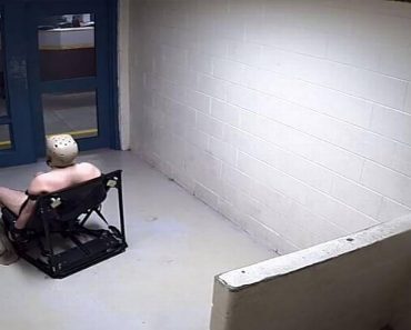 Jailhouse Video Shows Deputies Watching, Laughing As Inmate Dies